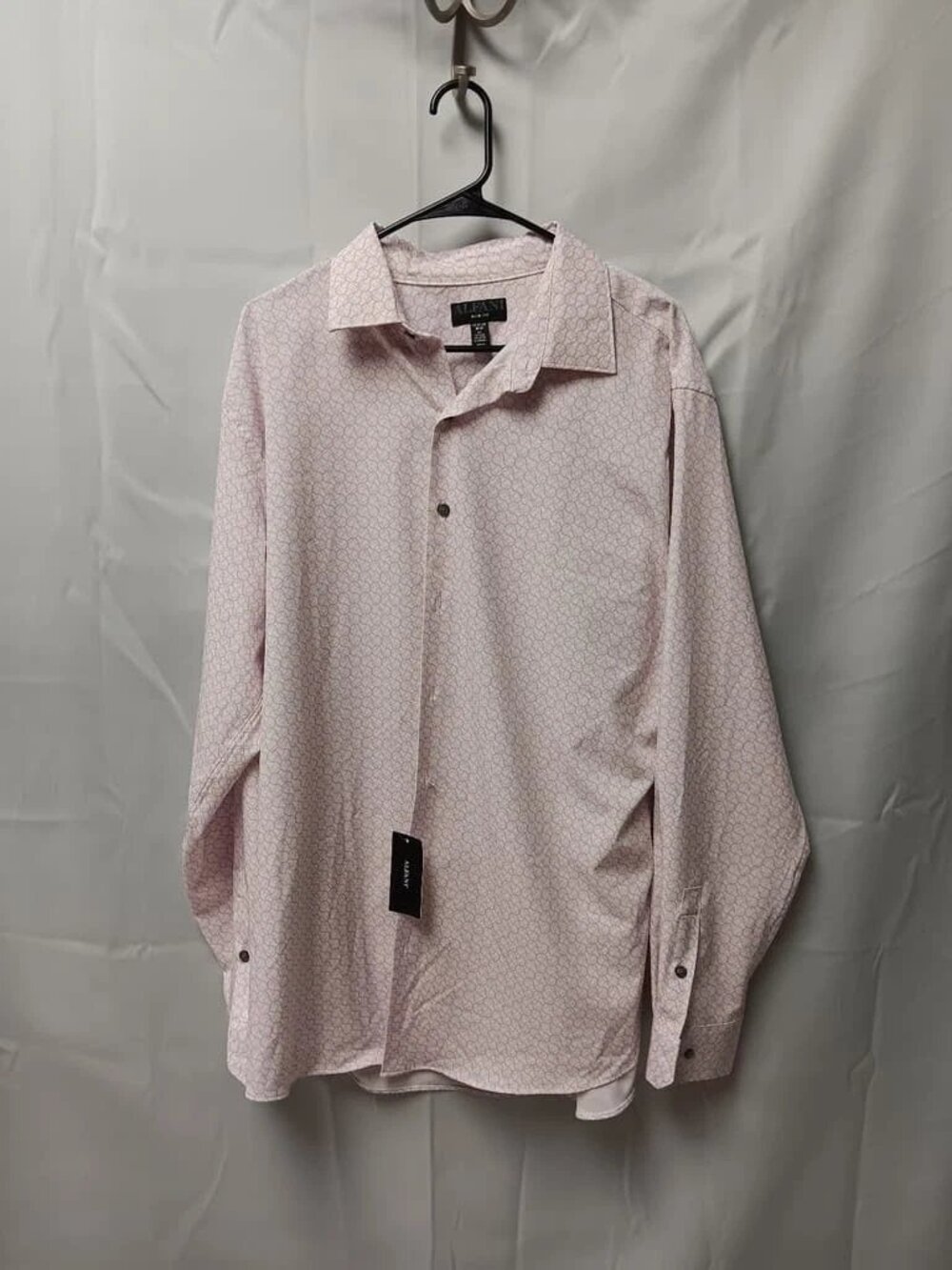 Alfani Men's Dress Shirt Shirt Pink and White 17-17.5 36-37 ORG $95 NWT (Rack 1)